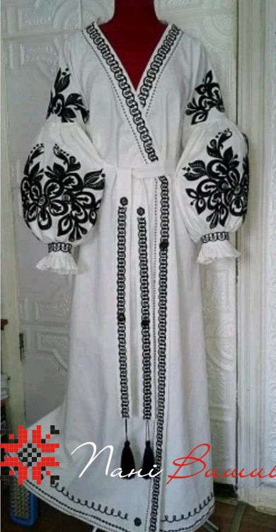 Плаття в стилі Бохо чорне на білому 045