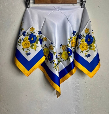 Хустка українська патріотична, шовк штучний