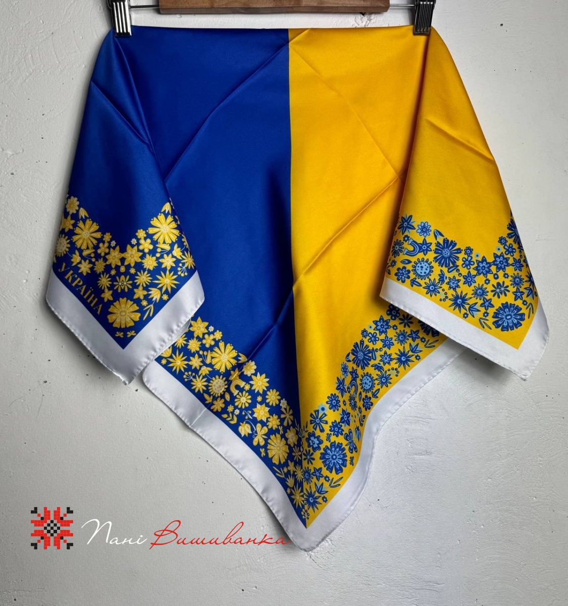 Хустка українська патріотична, шовк штучний